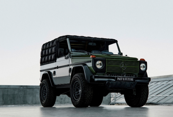 Ustekabeko Mercedes eta Moncler-en arteko kolaborazio